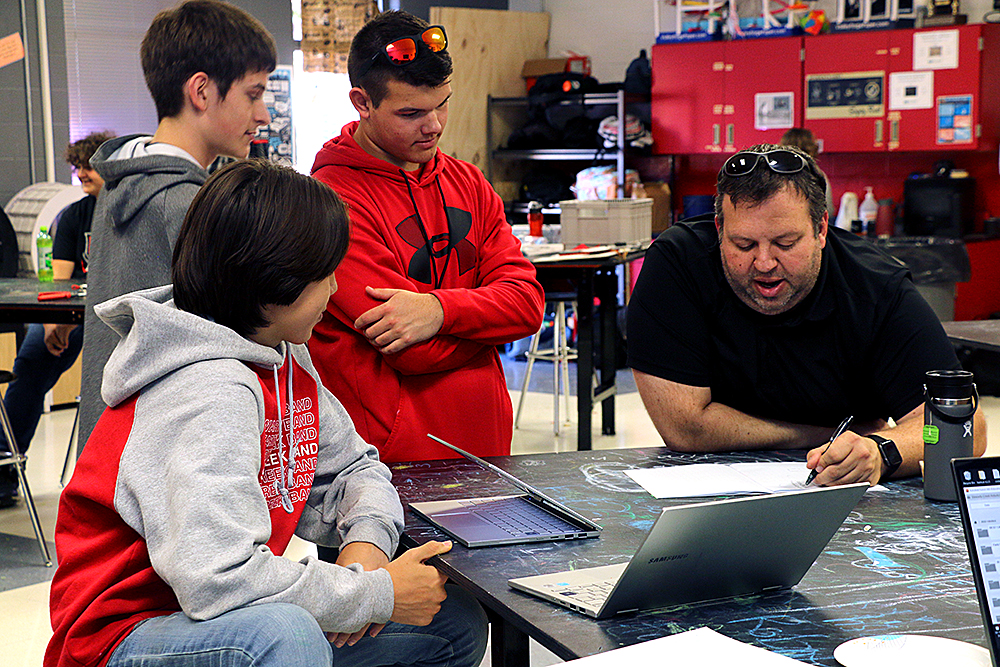Stewarts Creek Robotics Club Students