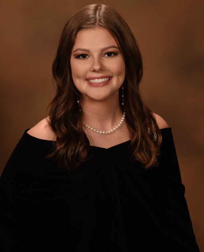 Oakland High School Senior Naomi Summey