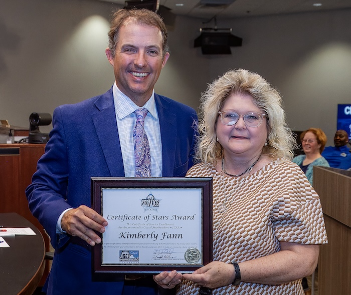 Mayor Shane McFarland Recognizes Kim Fann With STARS Award