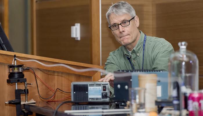 MTSU professor Eric Klumpe