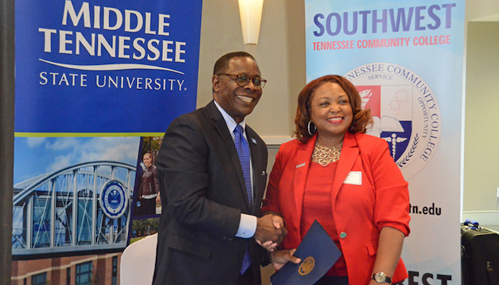 University Presidents shake hands