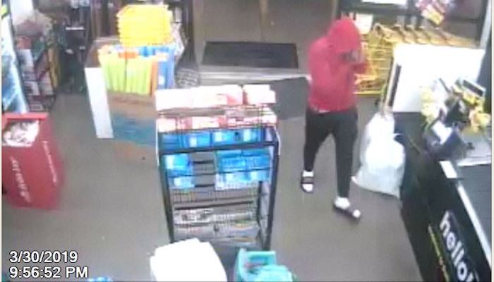 Dollar General clerk robbed and assaulted