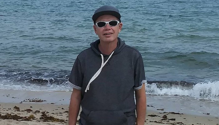 Lee Hutchins obituary