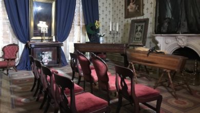 Oaklands Mansion in Mourning