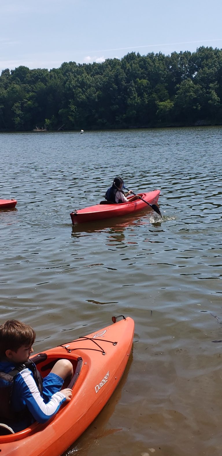 Outdoor Nashville Hosts Family Kayak Float