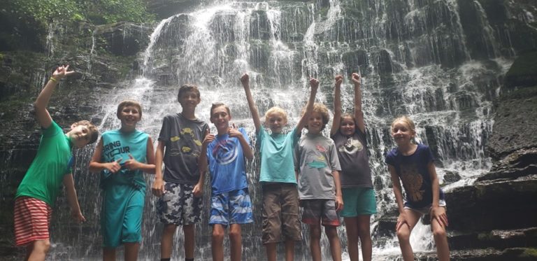 Fall Hike to Machine Falls