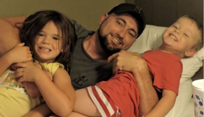 Brad Robinson and children