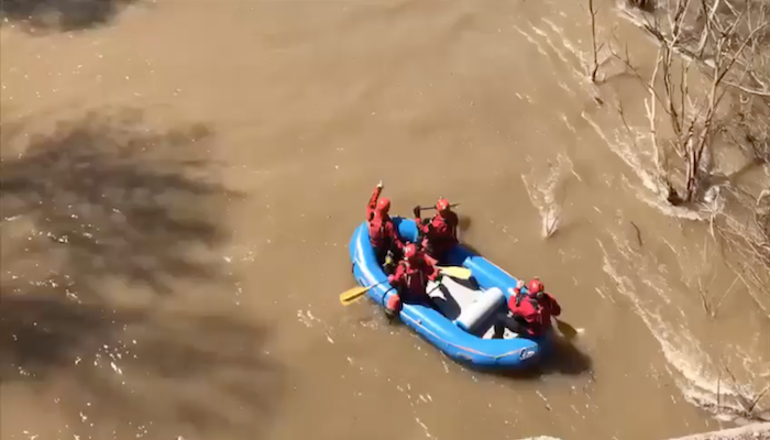Two teens rescued after kayak overturns in Stones River