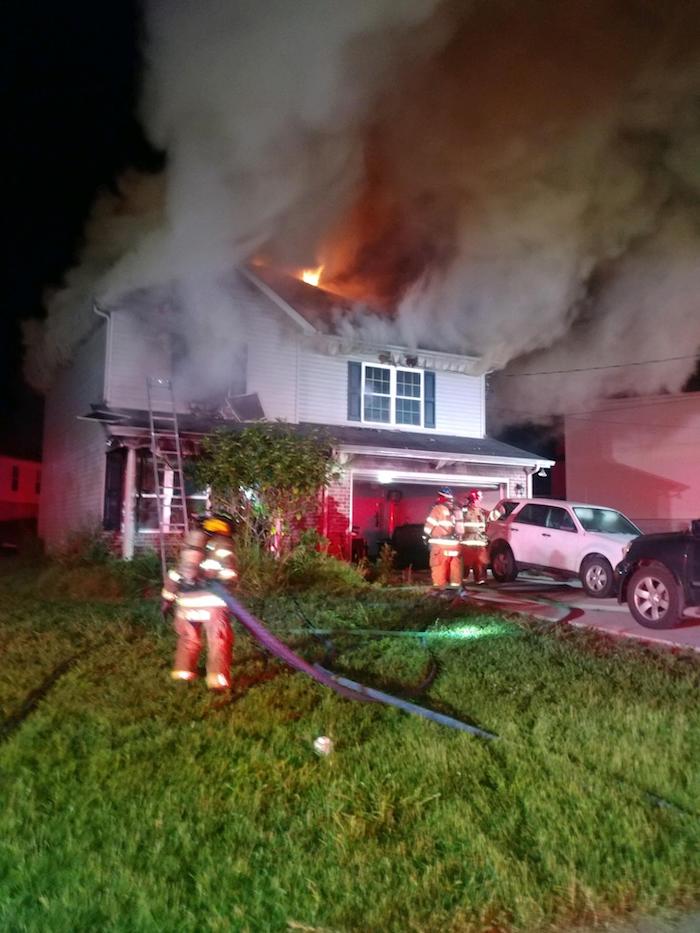Quick Thinking Child, Teens Escape House Fire