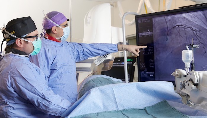 Saint Thomas intracoronary brachytherapy