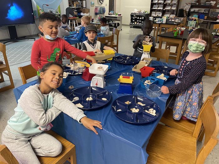 Siegel Elementary Students Explore Ocean Biome