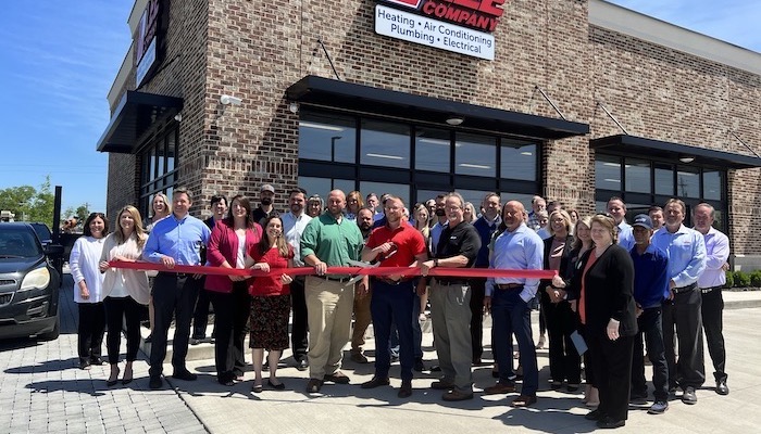 Ribbon Cutting for Lee Company