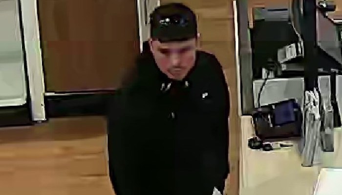 Stolen Credit Cards From Vehicle at Old Fort Park