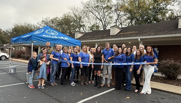Ribbon Cutting for Derrick Maddox Allstate Agency