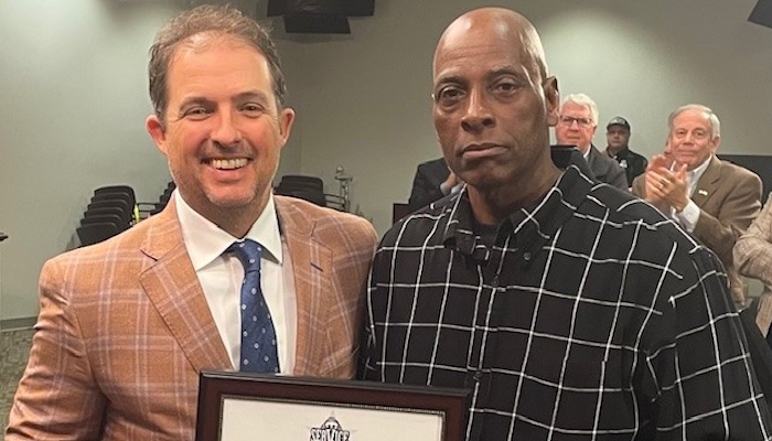 Mayor Shane McFarland recognizes Ronnie Johnson as STAR
