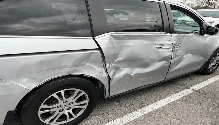 Dangerous road rage incident ends with drivers smashing windows and ramming vehicles; one driver arrested after disturbance at hospital      
