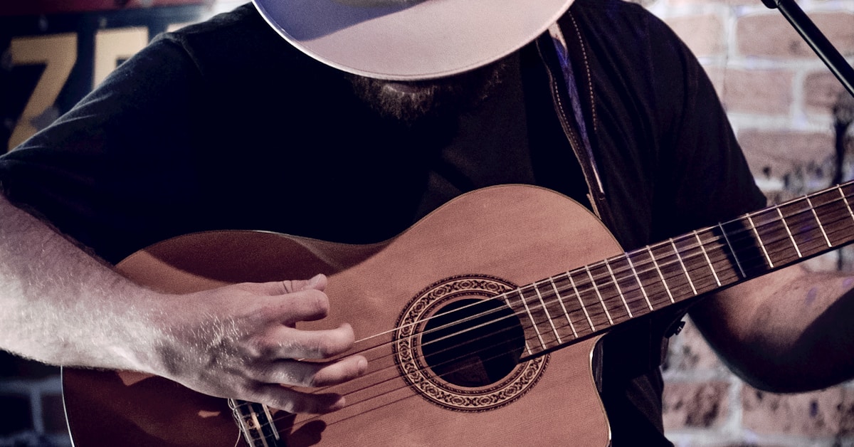 CMA Fest daytime fan experience