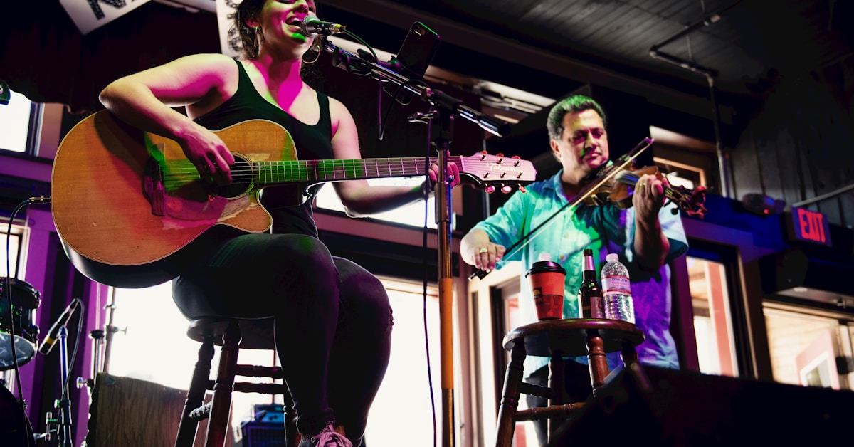 CMA Fest concert crowd