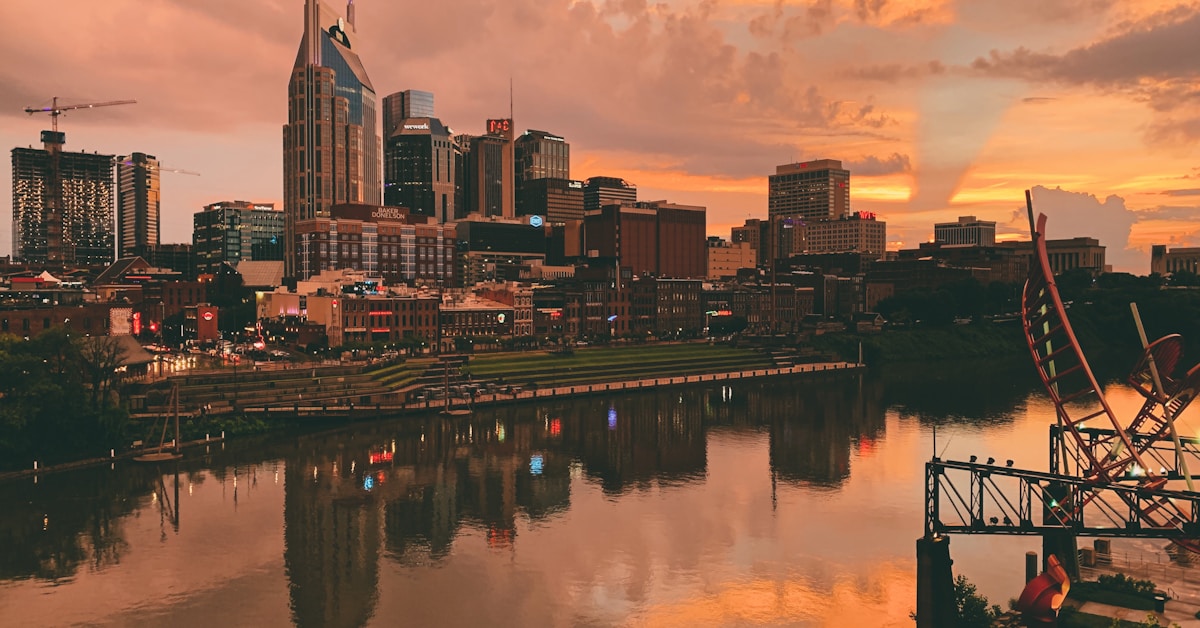Nashville July 4th riverfront crowd