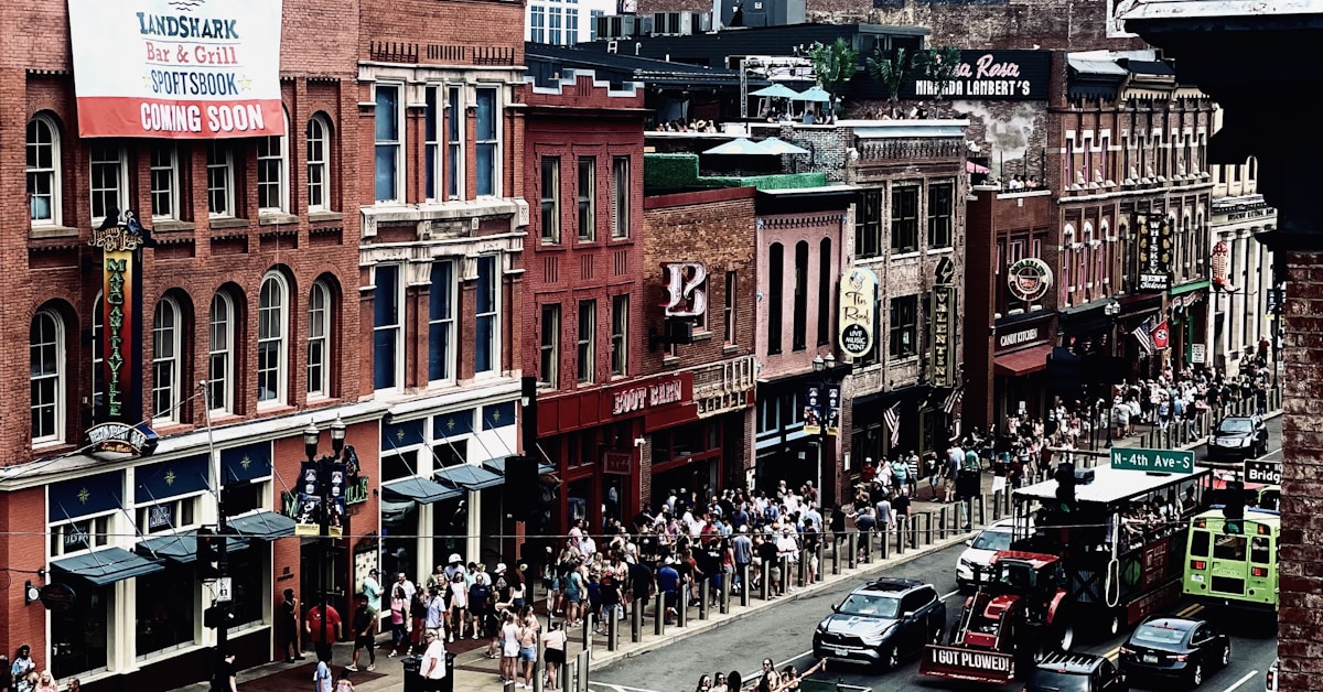 Nashville July 4th 365000 attendees