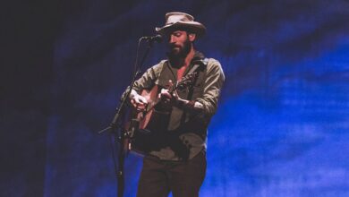 Ray LaMontagne promo photo, appearing at the Ryman Auditorium in Nashville