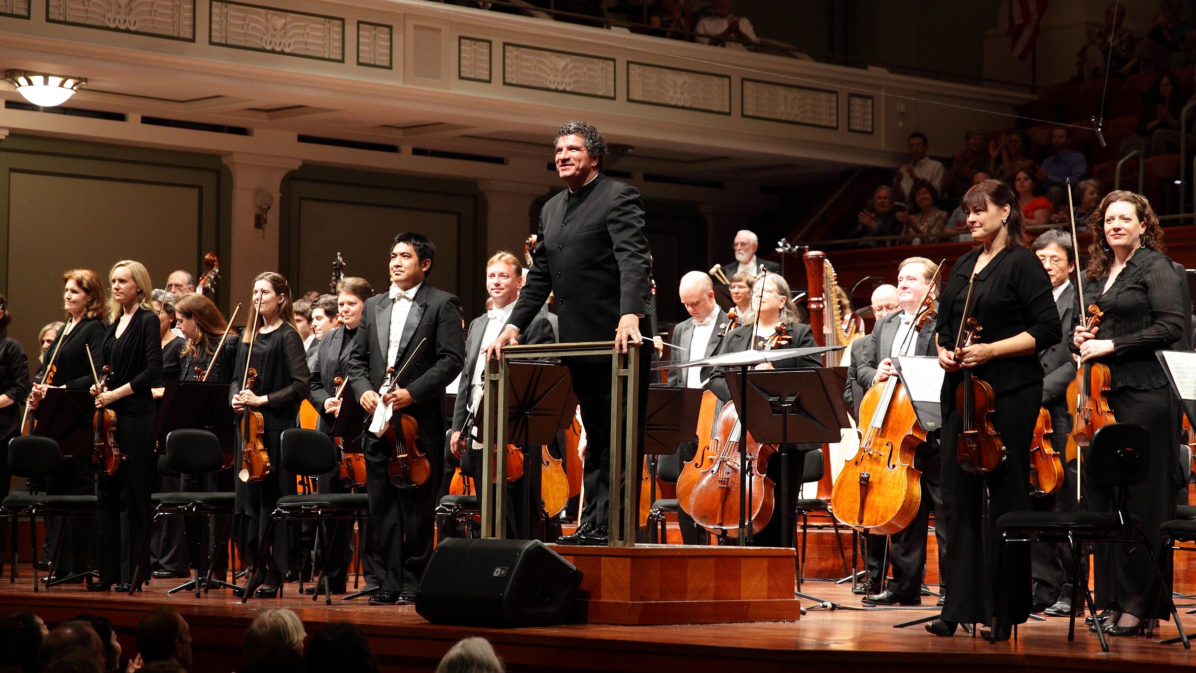 a-symphonic-celebration-verdi-mozart-and-marsalis-1